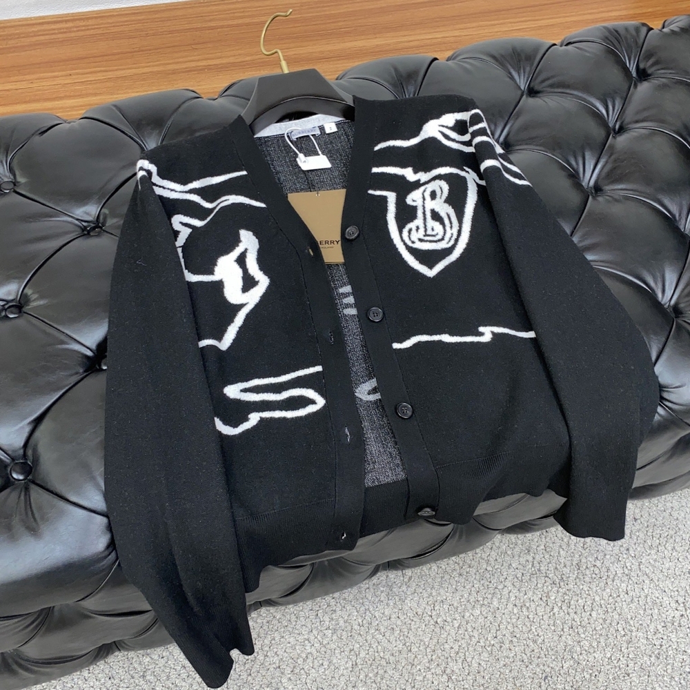 Burberry Fashion Classic Basic Knitted Cardigan - image 4